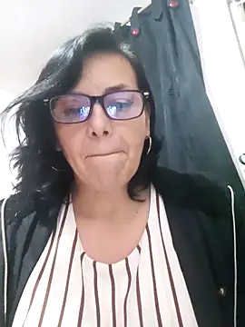 Snapshot of Natasha_milf__ chatting on 02/10/25, 09:58 Natasha milf online show from 02/10/25, 09:58