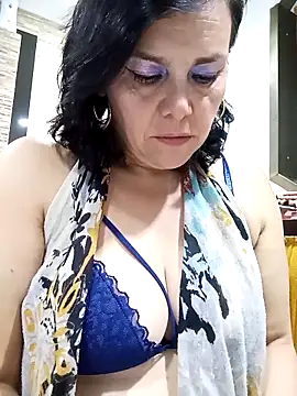Snapshot of Natasha_milf__ chatting on 02/15/25, 09:37 Natasha milf online show from 02/15/25, 09:37