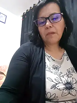 Snapshot of Natasha_milf__ chatting on 03/08/25, 10:02 Natasha milf online show from 03/08/25, 10:02