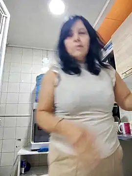 Natasha milf   online show from 10/31/25, 01:01