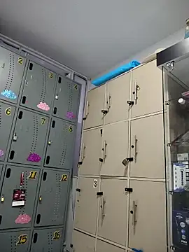 Natasha milf   online show from 11/13/25, 12:37