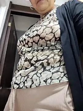 Natasha milf   online show from 11/24/25, 12:38