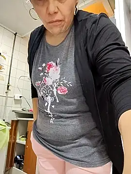 Natasha milf   online show from 12/01/25, 12:54