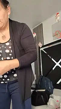 Natasha milf   online show from 12/22/25, 12:46