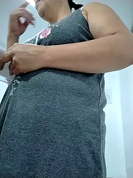 Natasha milf   online show from 03/27/26, 01:00