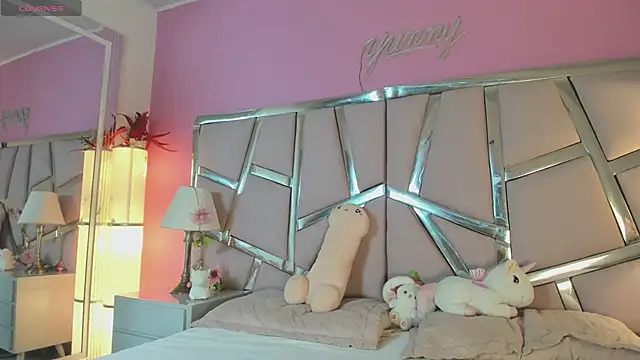 Bonniepark online show from 04/15/26, 01:07