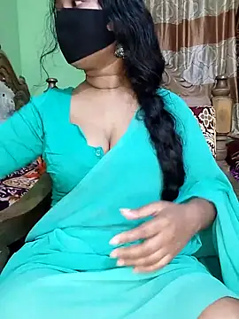 Idhika Paul online show from 03/13/25, 09:37