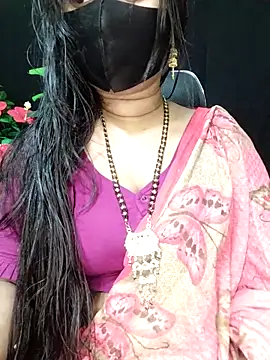 Idhika Paul online show from 10/14/25, 01:34