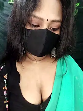 Idhika Paul online show from 11/16/25, 12:38