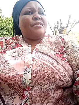 Snapshot of HOTSUGARX5 chatting on 12/14/24, 03:04 HOTSUGARX5 online show from 12/14/24, 03:04