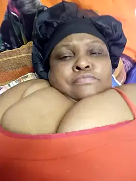 Snapshot of HOTSUGARX5 chatting on 01/13/25, 12:45 HOTSUGARX5 online show from 01/13/25, 12:45