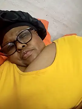 Snapshot of HOTSUGARX5 chatting on 01/16/25, 02:08 HOTSUGARX5 online show from 01/16/25, 02:08