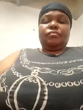 Snapshot of HOTSUGARX5 chatting on 03/18/25, 06:46 HOTSUGARX5 online show from 03/18/25, 06:46