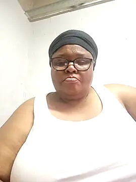 Snapshot of HOTSUGARX5 chatting on 03/22/25, 12:57 HOTSUGARX5 online show from 03/22/25, 12:57