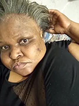 Snapshot of HOTSUGARX5 chatting on 09/23/25, 07:00 HOTSUGARX5 online show from 09/23/25, 07:00