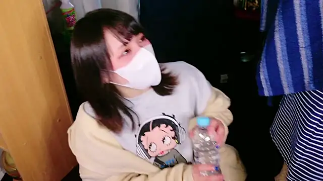 Snapshot of maataaan chatting on 12/30/24, 12:54 maataaan online show from 12/30/24, 12:54