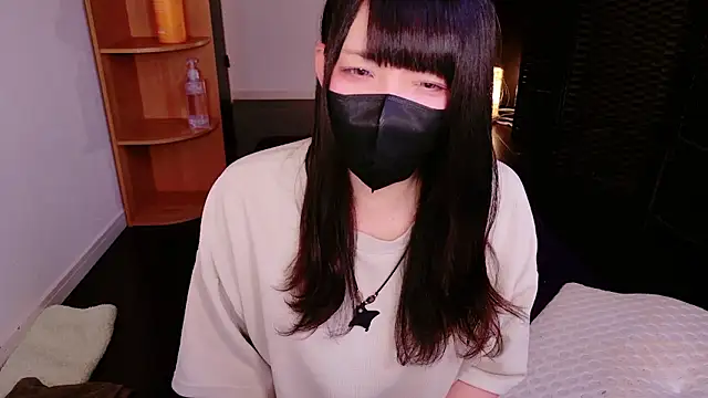 Snapshot of maataaan chatting on 10/15/25, 10:10 maataaan online show from 10/15/25, 10:10