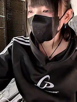 Snapshot of maataaan chatting on 10/29/25, 05:31 maataaan online show from 10/29/25, 05:31