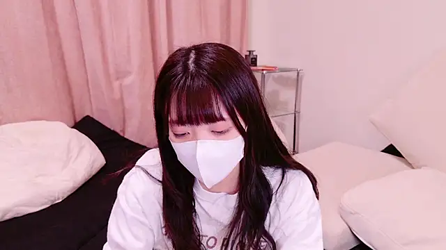 Snapshot of irohani_usagi chatting on 12/26/24, 04:04 irohani usagi online show from 12/26/24, 04:04