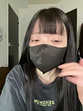 Snapshot of irohani_usagi chatting on 09/26/25, 12:42 irohani usagi online show from 09/26/25, 12:42