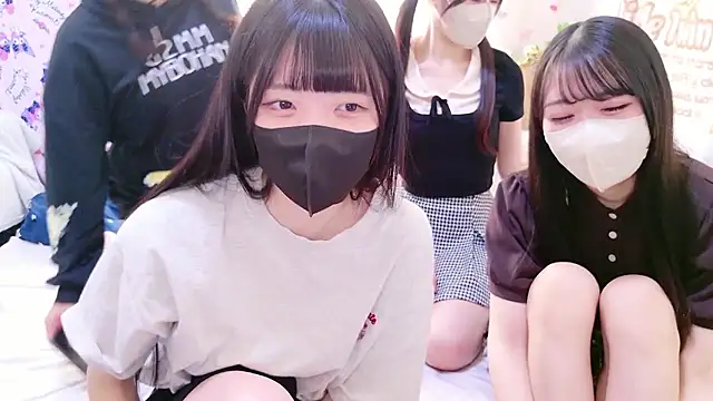 Snapshot of irohani_usagi chatting on 09/27/25, 06:40 irohani usagi online show from 09/27/25, 06:40