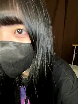 Snapshot of irohani_usagi chatting on 10/16/25, 10:49 irohani usagi online show from 10/16/25, 10:49