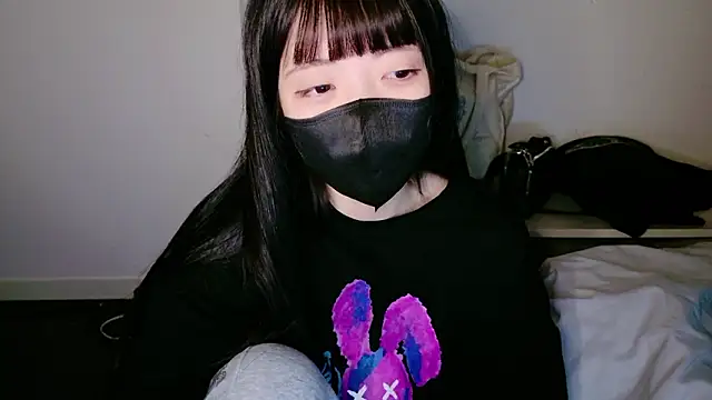 Snapshot of irohani_usagi chatting on 11/16/25, 05:46 irohani usagi online show from 11/16/25, 05:46