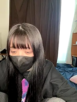 Snapshot of irohani_usagi chatting on 11/29/25, 10:24 irohani usagi online show from 11/29/25, 10:24