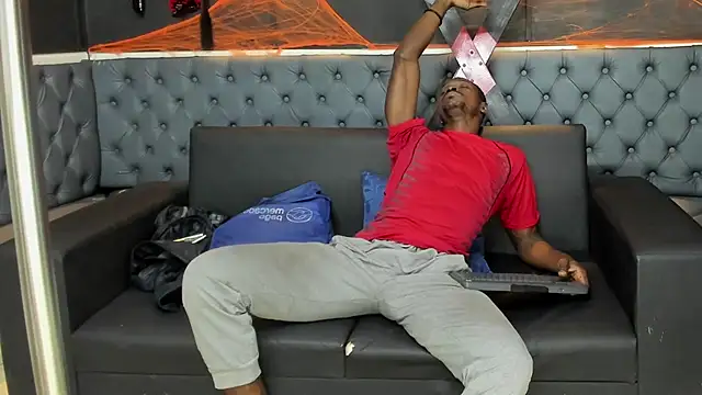 Terrance z online show from 10/25/25, 08:03