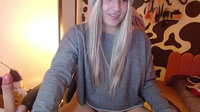 hi elora online show from 05/26/26, 11:45