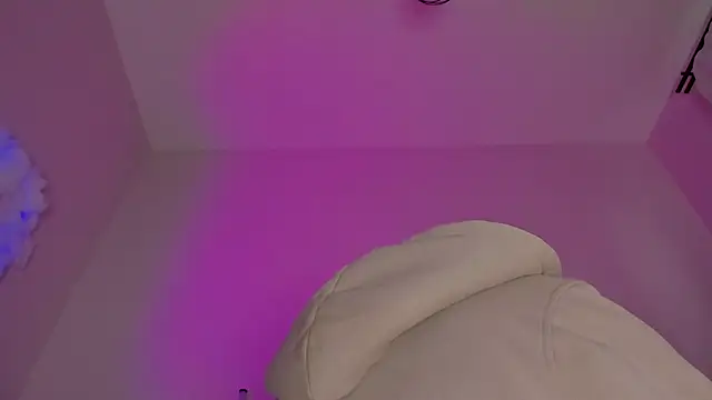 Snapshot of maakimo chatting on 07/08/26, 04:39 maakimo online show from 07/08/26, 04:39