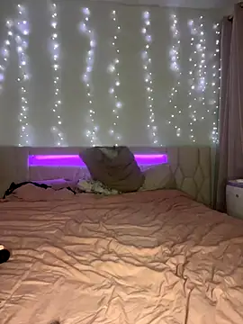 kamila french online show from 09/16/25, 07:59