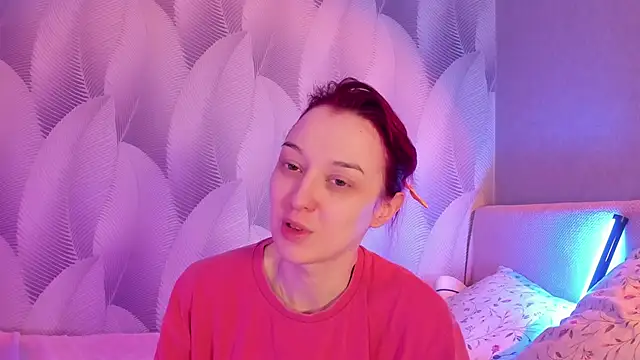 Snapshot of CrystalRey chatting on 03/18/25, 04:58 CrystalRey online show from 03/18/25, 04:58