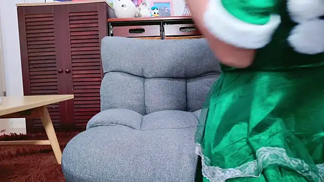 Snapshot of sayaka_xo chatting on 12/30/24, 04:19 sayaka xo online show from 12/30/24, 04:19