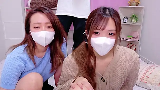 Snapshot of ayu_yu_xo chatting on 10/17/25, 09:45 ayu yu xo online show from 10/17/25, 09:45