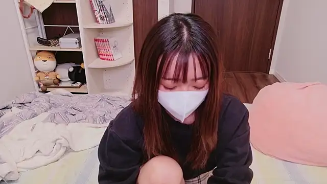 ayu yu xo online show from 03/10/26, 12:21