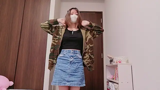 ayu yu xo online show from 04/08/26, 07:47