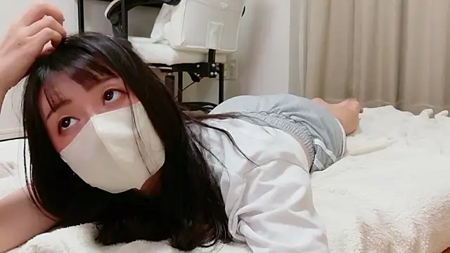 ayu yu xo online show from 06/18/26, 10:52