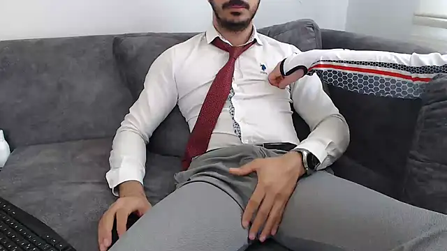 Naughtb0y online show from 05/11/26, 09:59
