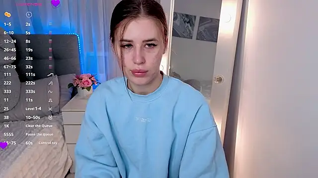 Milkissss online show from 03/25/26, 06:19