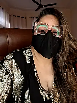 SEXY-Sardarni online show from 01/02/25, 09:00