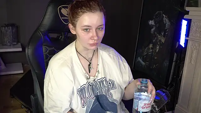 Snapshot of carolina_elf chatting on 01/29/25, 05:40 carolina elf online show from 01/29/25, 05:40