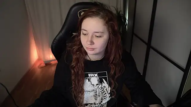 Snapshot of carolina_elf chatting on 02/13/25, 05:26 carolina elf online show from 02/13/25, 05:26