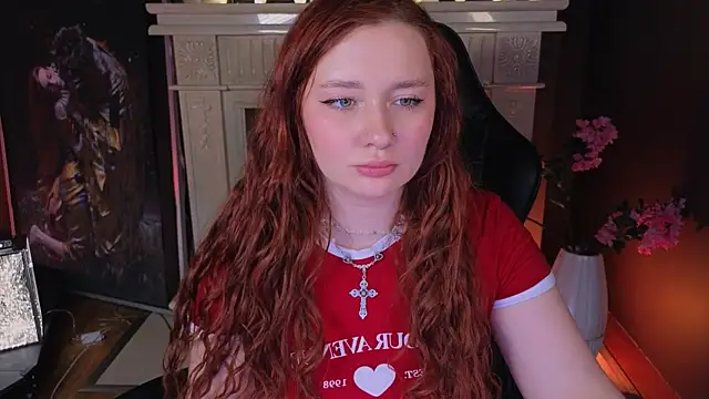 Snapshot of carolina_elf chatting on 03/11/25, 04:07 carolina elf online show from 03/11/25, 04:07