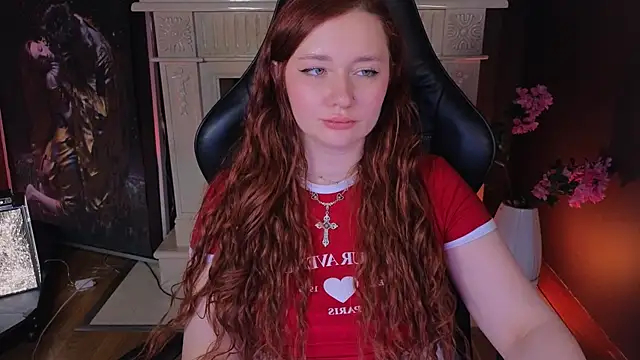 Snapshot of carolina_elf chatting on 03/11/25, 07:14 carolina elf online show from 03/11/25, 07:14