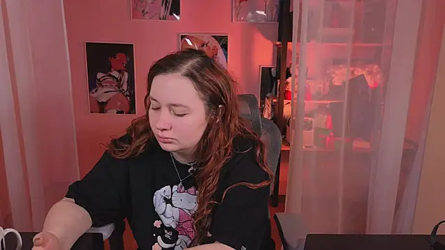 Snapshot of carolina_elf chatting on 11/29/25, 12:19 carolina elf online show from 11/29/25, 12:19