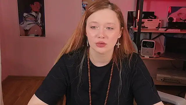 Snapshot of carolina_elf chatting on 02/25/26, 05:06 carolina elf online show from 02/25/26, 05:06