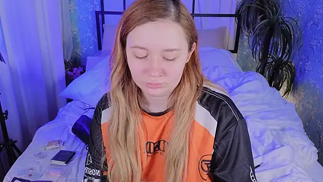 carolina elf online show from 03/12/26, 06:30