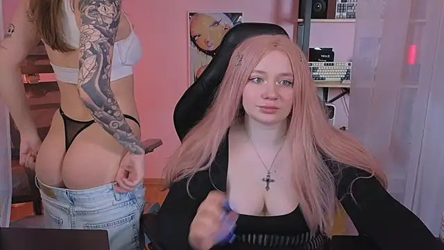 carolina elf online show from 04/05/26, 06:21