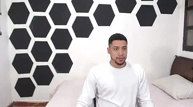 Snapshot of Jhors__Collens chatting on 12/10/24, 05:07 Jhors Collens online show from 12/10/24, 05:07